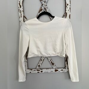 Tiger Mist white long sleeve crop top‎ by size small scalloped detail on back